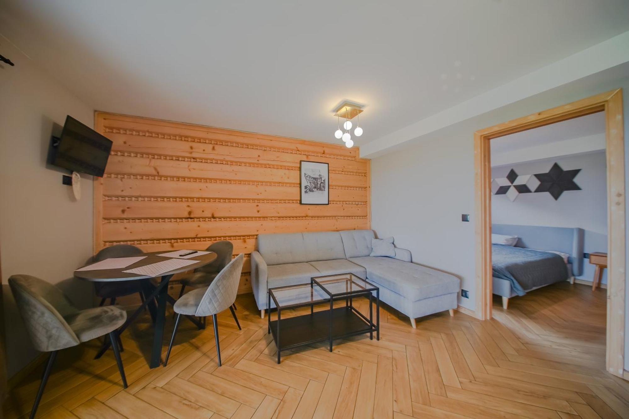 איסטבנה Zloty Gron Log Houses & Apartments מראה חיצוני תמונה